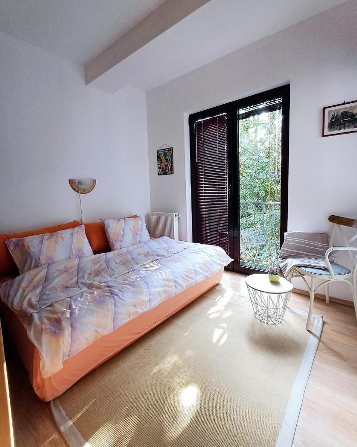 Apartmani Damir SJJ Exterior photo